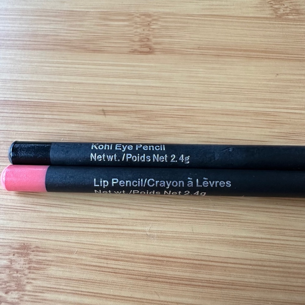 STARLOOKS Obsidian Kohl Eye Pencil K01 and Tipsy Lip Pencil K337